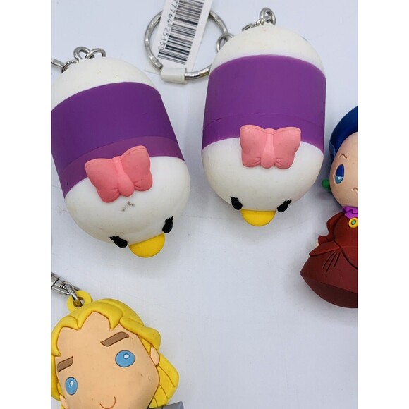 Lot of 5 Keychain DAISY DUCK, Pocahontus, Lady Tremaine, Figural Keyrings - Picture 12 of 12